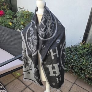 Hermes Black and Gray Monogram Cashmere-Blend Scarf